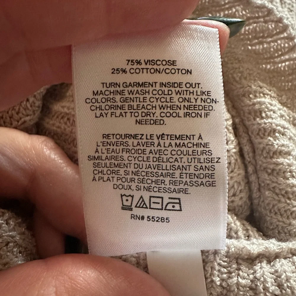 NWT Women's EXPRESS Tan / Cream Tunic Sweater Size XS - Picture 7 of 7